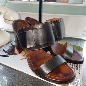 Tod's Black Heels with Modern Design